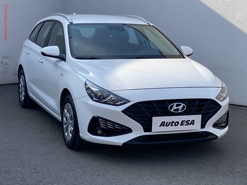 Hyundai i30 (2021) 1.6 CRDi, 1.maj,ČR - fotografie inzerátu