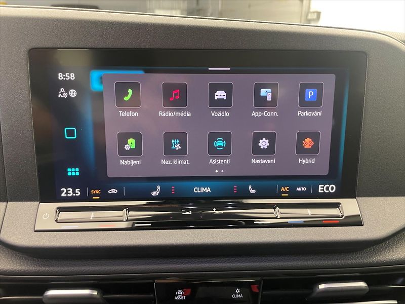 Volkswagen Caddy Life 1,5 TSI PHEV DSG - fotka 9 z 21