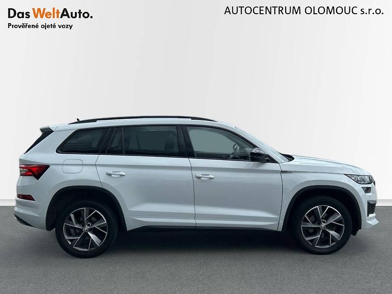 Škoda Kodiaq (2022) 2.0 TDI 7DSG 4x4 Sportline - fotka 3 z 35