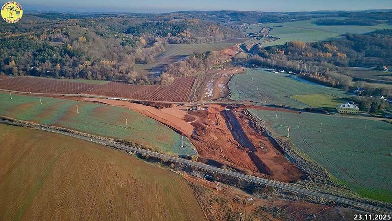 Staveniště dálnice D6 úseku Petrohrad - Lubenec. Foto: Jan Banán Svoboda