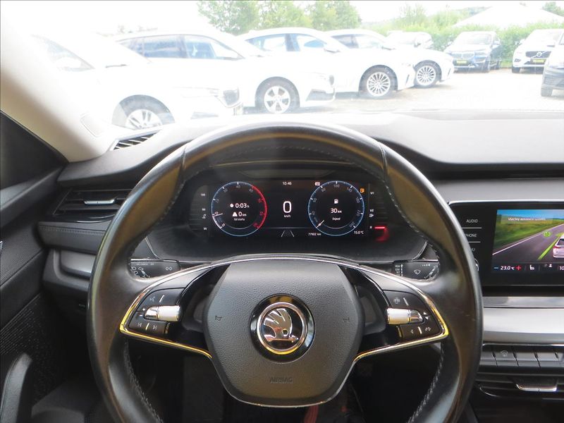 Škoda Octavia 2,0 TDI 85kW Ambition ČR - fotka 23 z 26