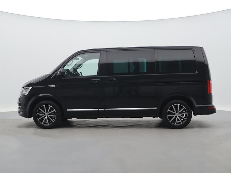 Volkswagen Multivan 2,0 TDI 150kW Highline LED - fotka 4 z 36