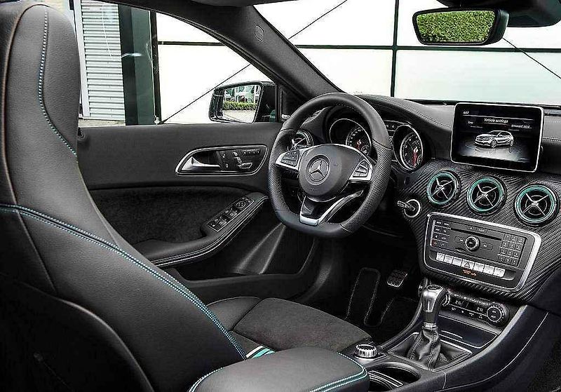 Mercedes-AMG A 45.