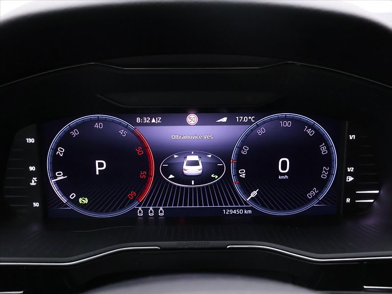 Škoda Superb 2,0 TDI 110kW L&K DSG DPH CZ - fotka 23 z 37