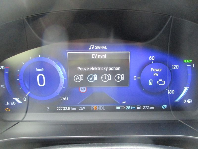 Ford Kuga 2.5 PHEV ST-LINE 29tkm! - fotka 13 z 50