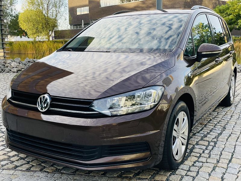 Volkswagen Touran 1.2TSI MANUÁL 7MÍST SERVISKA - fotka 4 z 42