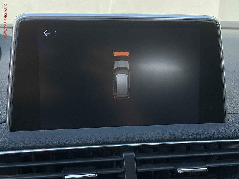 Peugeot 3008 (2020) 1.2 PT, Allure, AT, LED, TZ - fotka 16 z 19