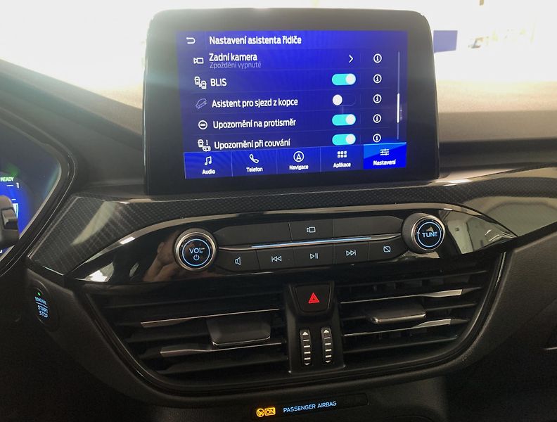 Ford Kuga ST-Line X PHEV, ČR, 1.MAJ - fotka 21 z 28