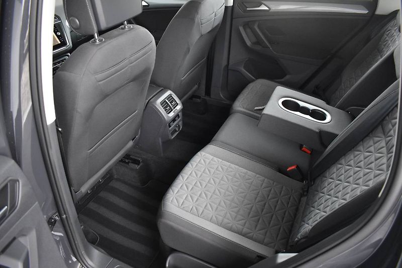 Volkswagen Tiguan (2021) 2.0TDI 147kW 4Motion,Webasto - fotka 11 z 24