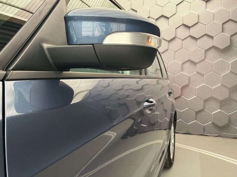 Ford Galaxy 2.5 HEV 7 míst po servise - fotka 27 z 44