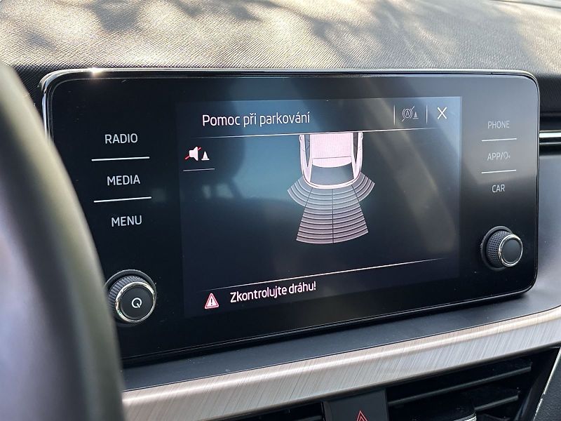 Škoda Scala (2022) 1.5 TSI Style - fotka 12 z 30