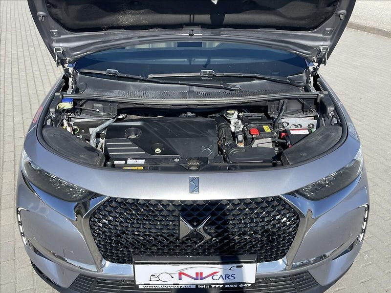 DS Automobiles DS7 Crossback 2,0 BlueHDi 180 AT8 LaPremiere - fotka 27 z 39