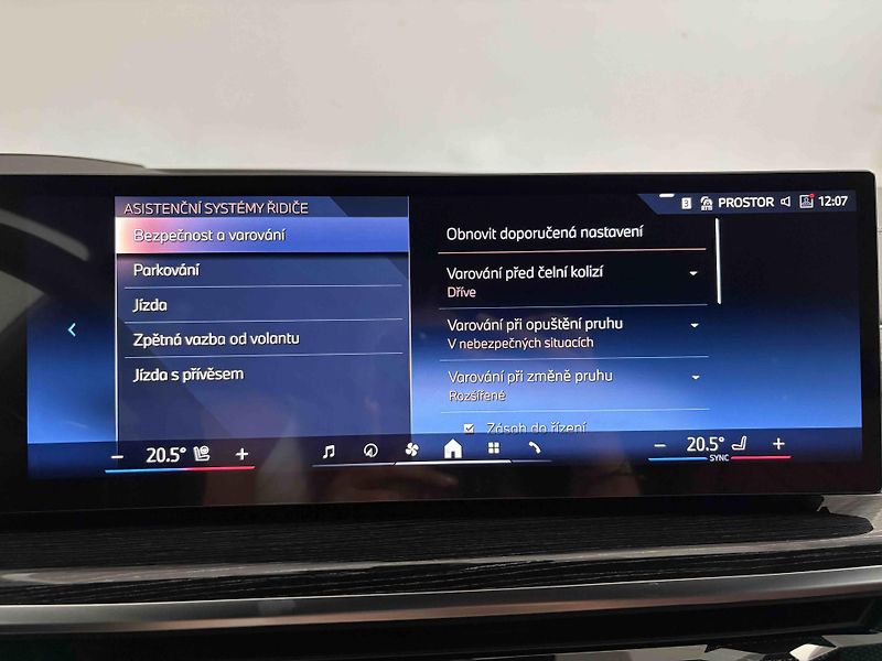 BMW X6 (2026) xDrive30d M SPORT + Pakety - fotka 32 z 64