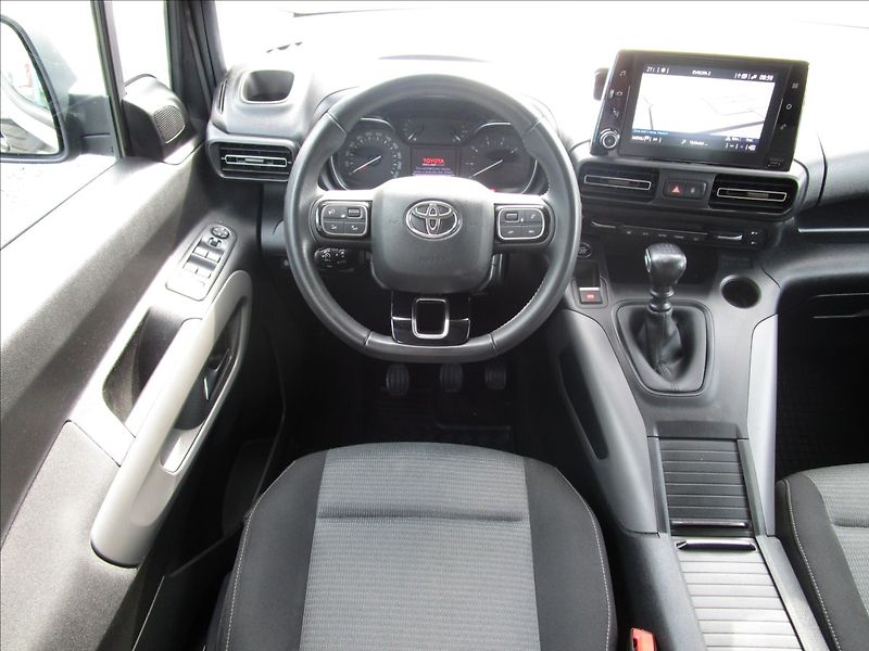 Toyota ProAce City Verso 1.5D-4D, 1. majitel - fotka 12 z 65