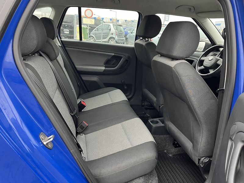 Škoda Fabia (2010) 1.4 TDi - fotka 13 z 13