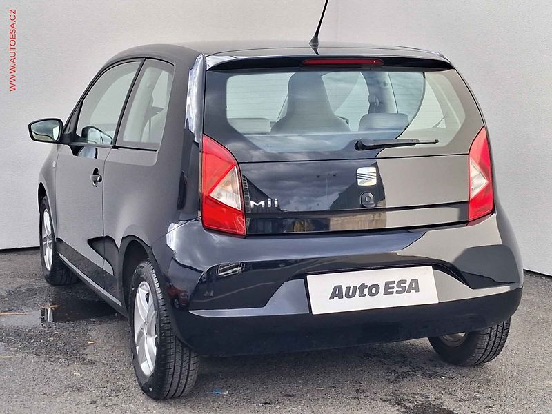 Seat Mii (2013) 1.0 MPi, Style - fotka 6 z 16