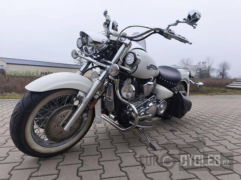 Yamaha XV 1700 Road Star (2010) - fotka 3 z 14
