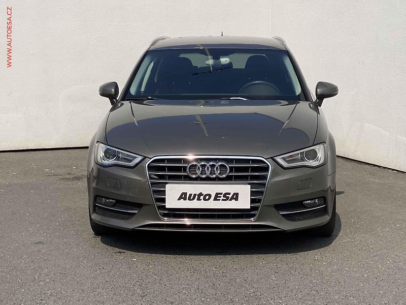 Audi A3 (2014) 1.2 TFSi, Ambiente, bixen - fotka 2 z 18