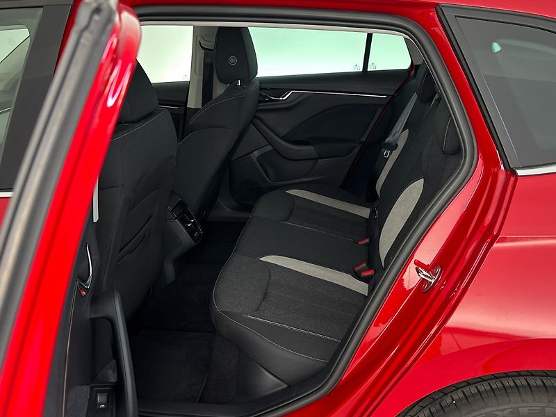 Škoda Scala Top Selection - fotka 8 z 28