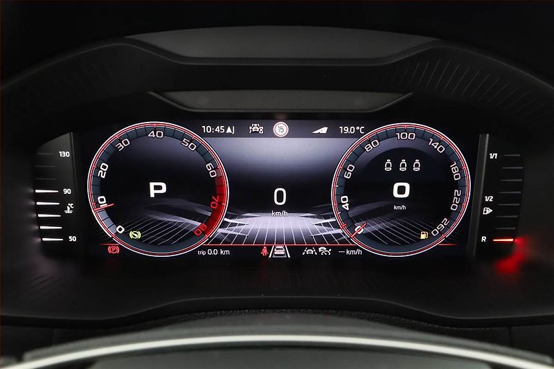 Škoda Karoq (2025) 2.0 TSI - fotka 9 z 25