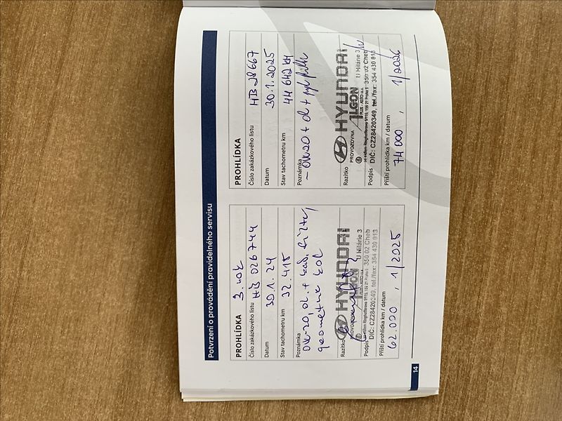 Hyundai i30 1,5 i,ČR,SERVISKA,1.MAJ - fotka 19 z 20