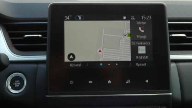 Renault Captur 1,3  TCe 140 Techno - fotka 14 z 22