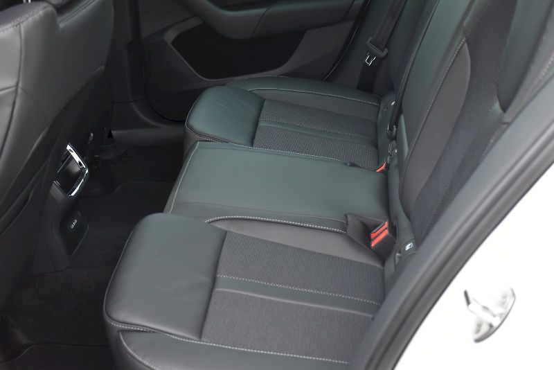 Škoda Octavia (2024) Style 1.5. 110 TSI 110 kW 6-st - fotka 22 z 35