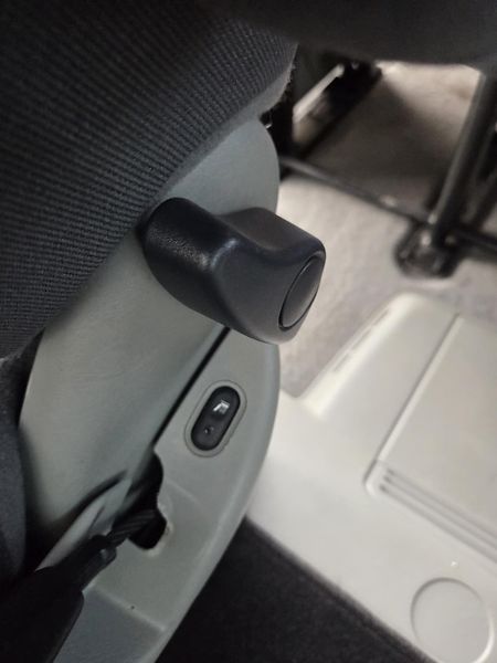 Opel Vivaro (2011) 2.5 CDTI Tour Cosmo - fotka 21 z 35