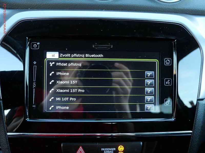 Suzuki Vitara (2019) 1.4i, 2.maj,ČR, AC, TZ, park - fotka 20 z 23