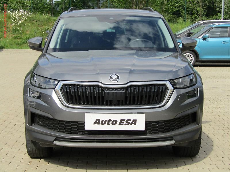 Škoda Kodiaq (2022) 2.0 TDi, Ambition, DSG, LED - fotka 2 z 20