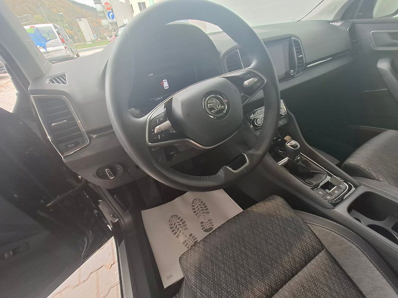 Škoda Karoq (2024) TOP SELECTION TSI 1.5/110KW 6M - fotka 16 z 44