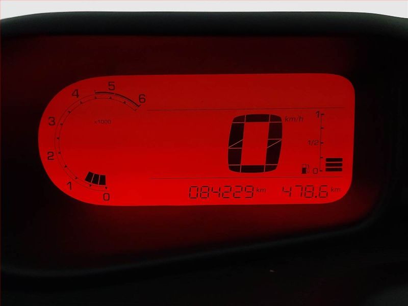Citroën C3 Picasso (2017) 1.6 BlueHDi, Tempomat - fotka 11 z 17