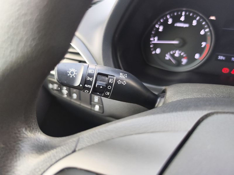 Hyundai i30 1.5i/81kW Start Plus - fotka 20 z 26