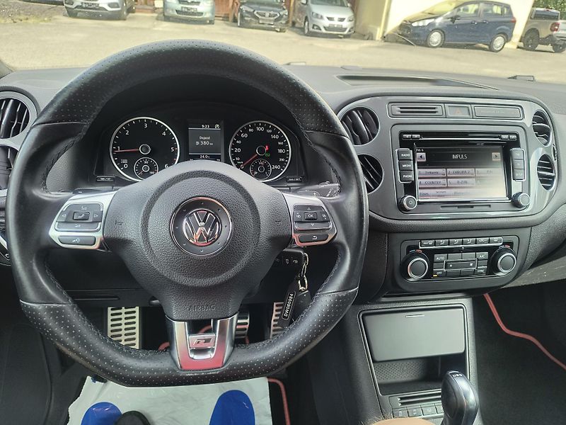 Volkswagen Tiguan (2013) 2.0 TDI 4X4 DSG 130KW R-LINE  - fotka 25 z 53