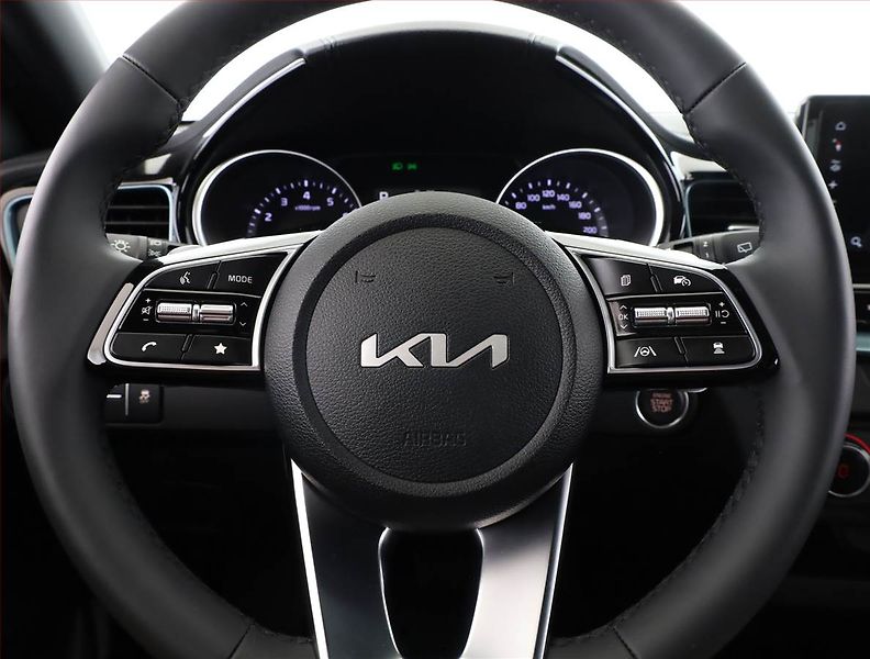 Kia XCeed (2026) Steel Edition 1.6 T-GDI - fotka 8 z 19