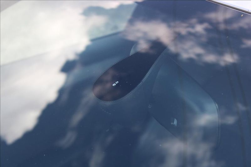 Audi A4 2,0 TDi  AUTOMAT, S-LINE - fotka 27 z 33