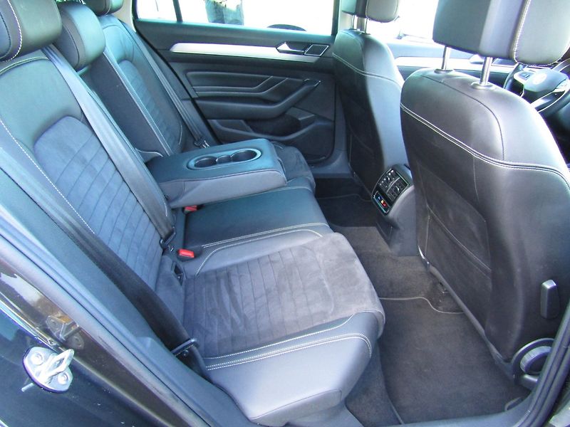 Volkswagen Passat (2022) 2.0 TDI DSG 147kW  MATRIX - fotka 27 z 41
