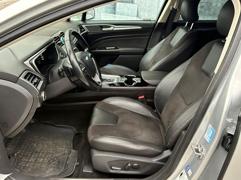 Ford Mondeo (2015) 2.0TDCi, 110KW, TITANIUM - fotka 24 z 28