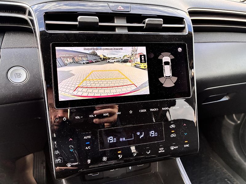 Hyundai Tucson 1.6T-GDi 110kW AUTOMAT STYLE - fotka 15 z 28