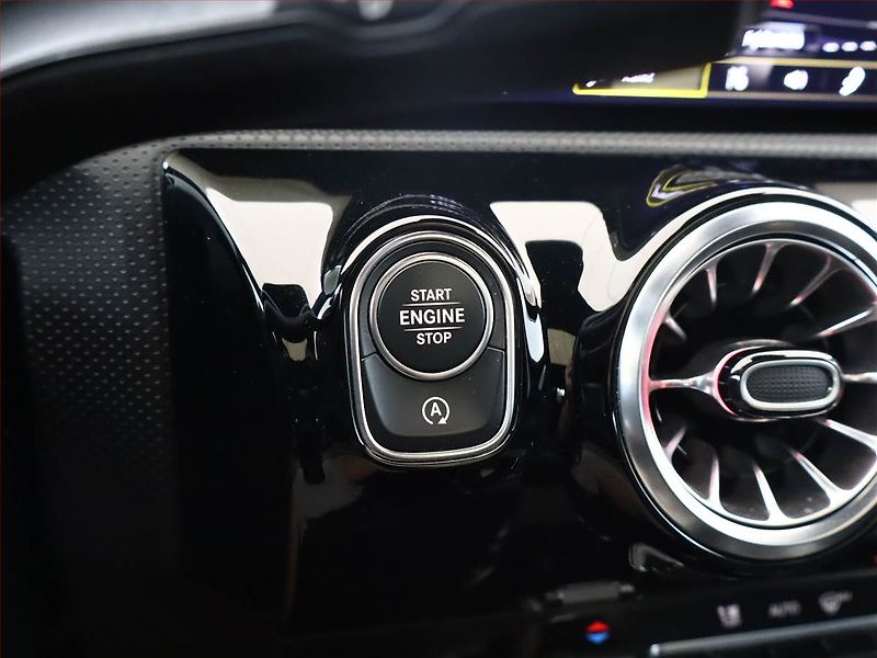 Mercedes-Benz CLA (2022) AMG Paket 220 d - fotka 13 z 22