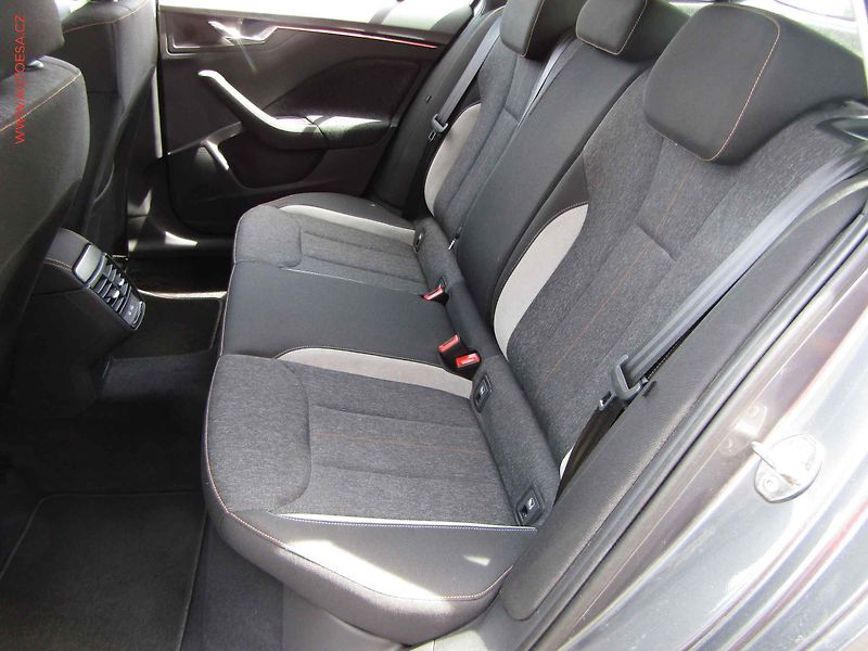 Škoda Kamiq (2022) 1.5 TSi, 1.maj,ČR, Style, DSG - fotka 10 z 20