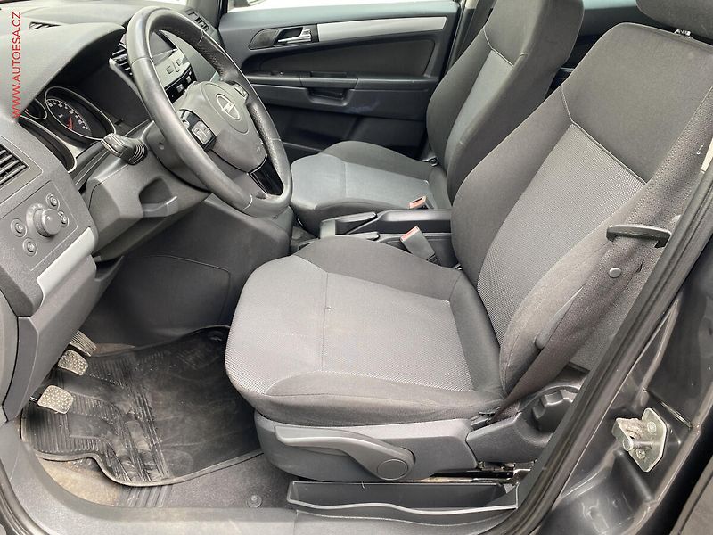 Opel Zafira (2011) 1.7 CDTi 7míst, Edition111 - fotka 10 z 18