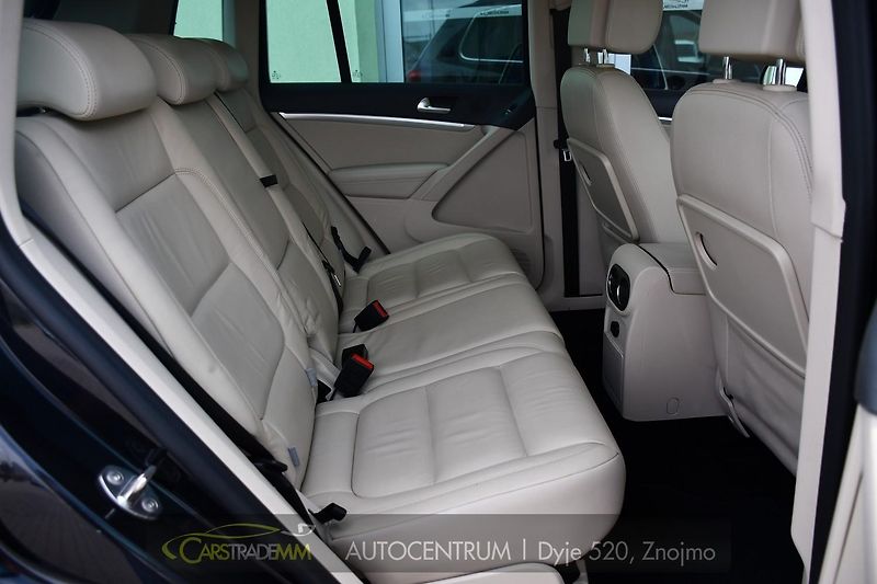 Volkswagen Tiguan 2.0TDi 103kW PANO TAŽNÉ - fotka 17 z 54