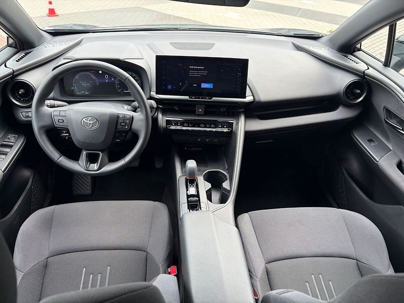 Toyota C-HR 1.8 Style - fotka 17 z 21