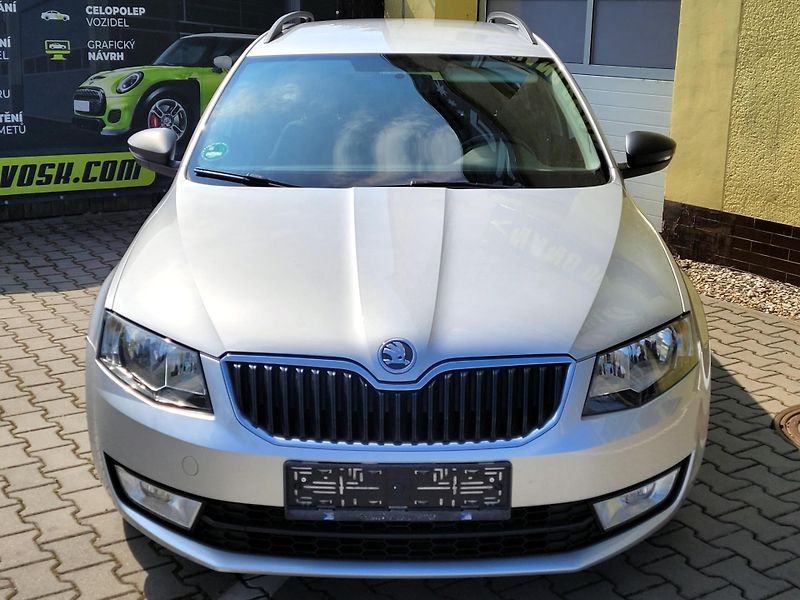 Škoda Octavia 1,2 TSi PO ROZVODECH, 1.maj - fotka 2 z 36