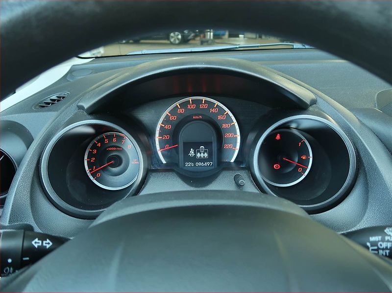 Honda Jazz (2011) 1.2 i-VTEC, Serv.kniha - fotka 11 z 15