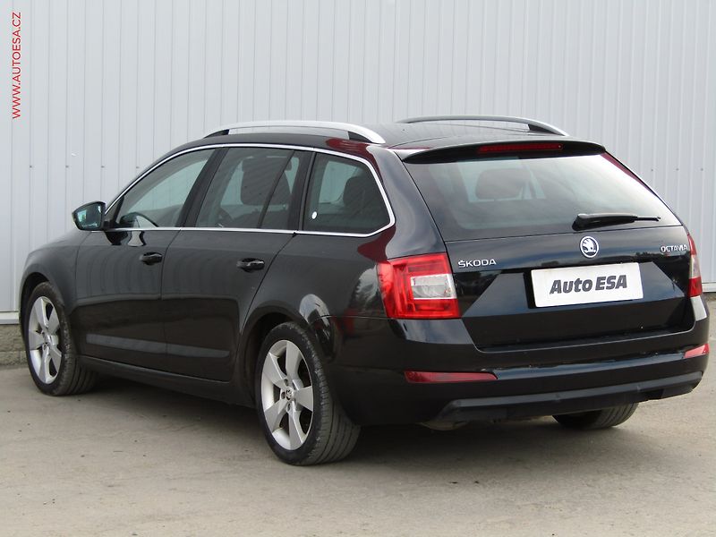 Škoda Octavia (2013) 2.0TDi, 2.maj,ČR, DSG - fotka 6 z 18