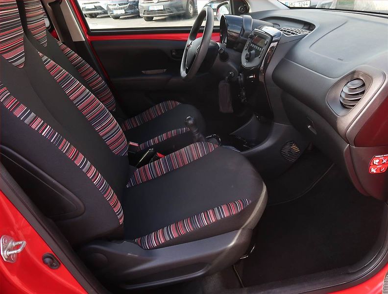 Citroën C1 (2021) 1.0 VTi, Serv.kniha - fotka 9 z 16