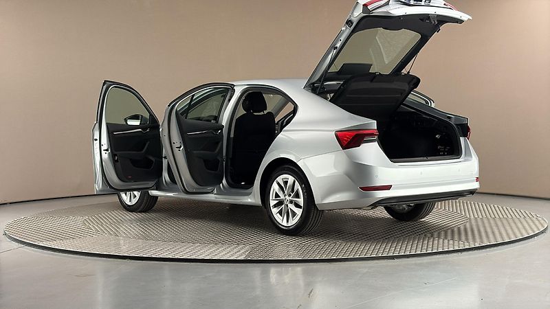 Škoda Octavia 1.5 TSI Style - fotka 7 z 26