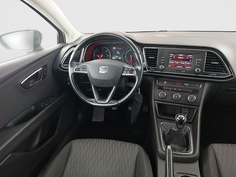 Seat Leon (2016) 1.6 TDI, Tempomat - fotka 7 z 17